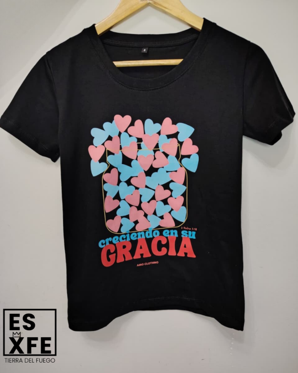 Producto - Remera Dama "Creciendo en su gracia"