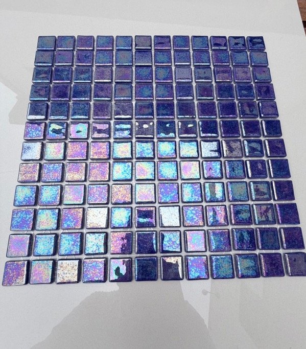 Producto - Venecitas 30x30  Violeta Tornasolada