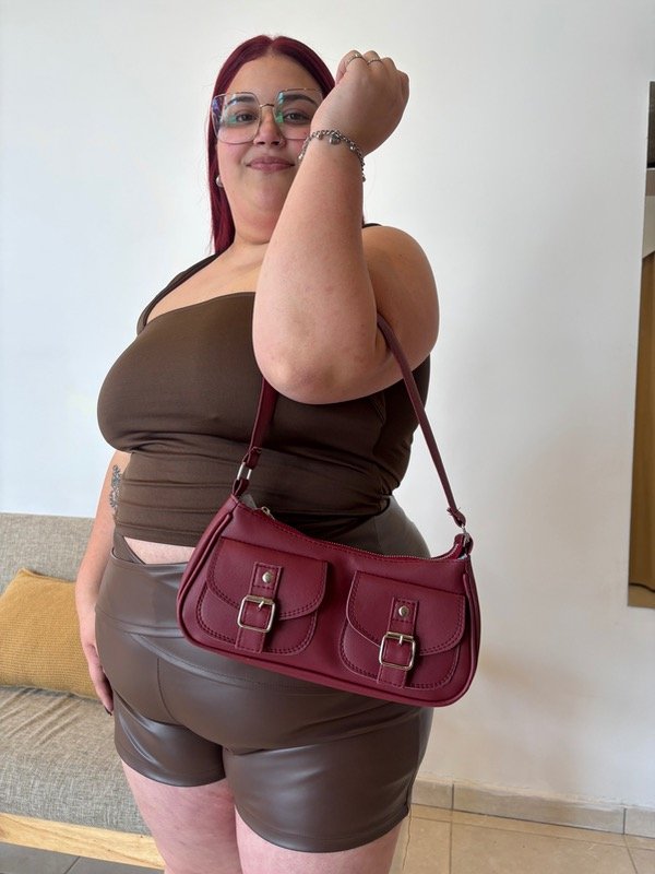 Producto - Cartera street pockets bordo