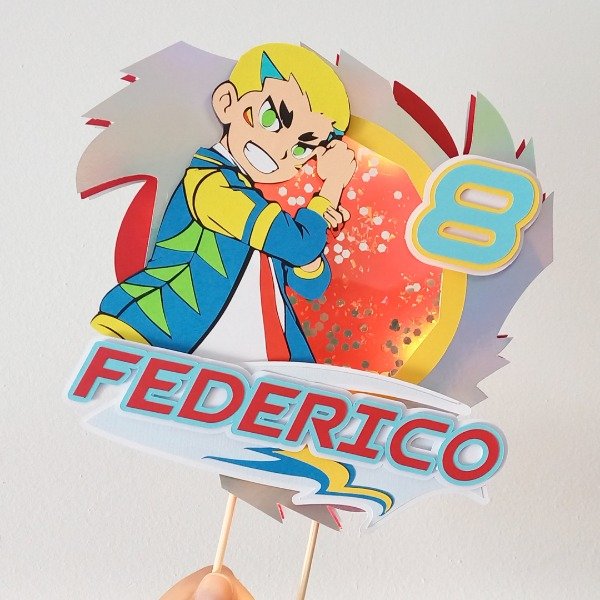 Producto - Cake topper 3D shaker con luz Beyblade