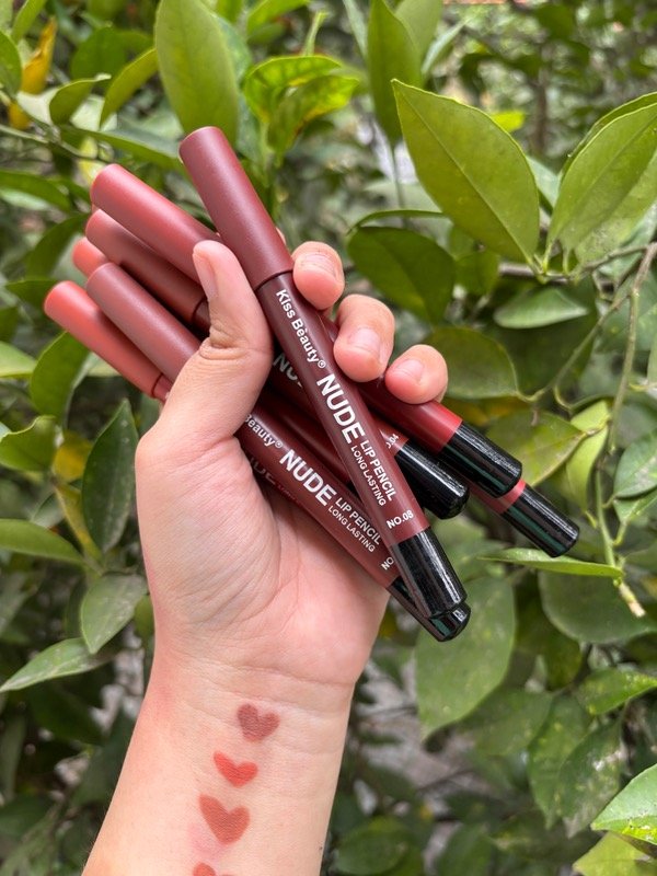 Producto - Delineadores de labios Kiss Beauty