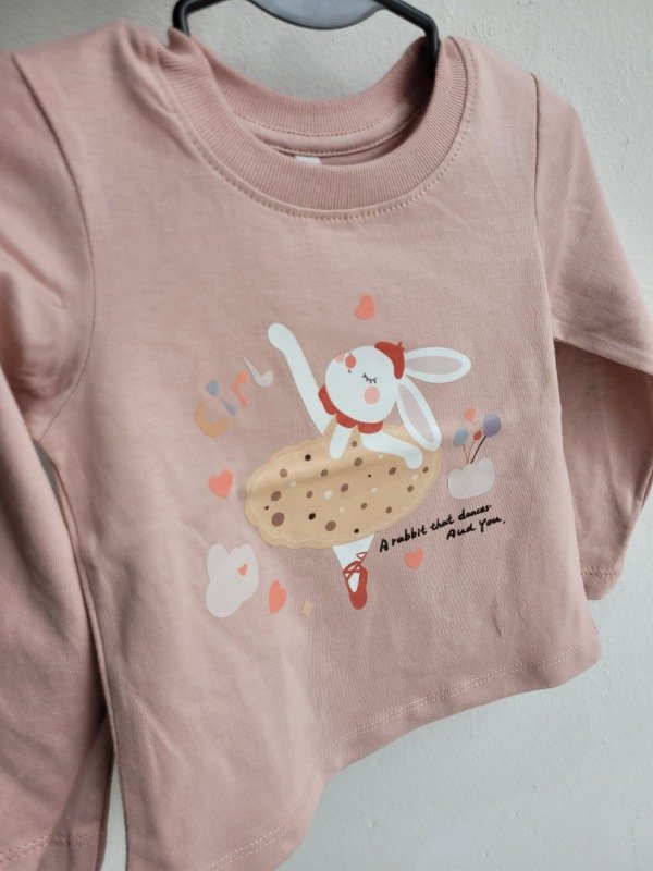 Producto - CAMISETA CONEJA BAILARINA - transferencia 9.775