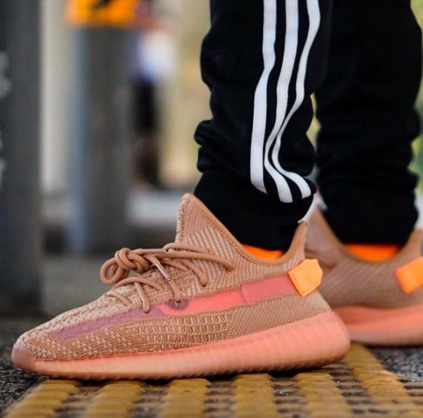 Producto - ADIDAS YEEZY 350 ORANGE