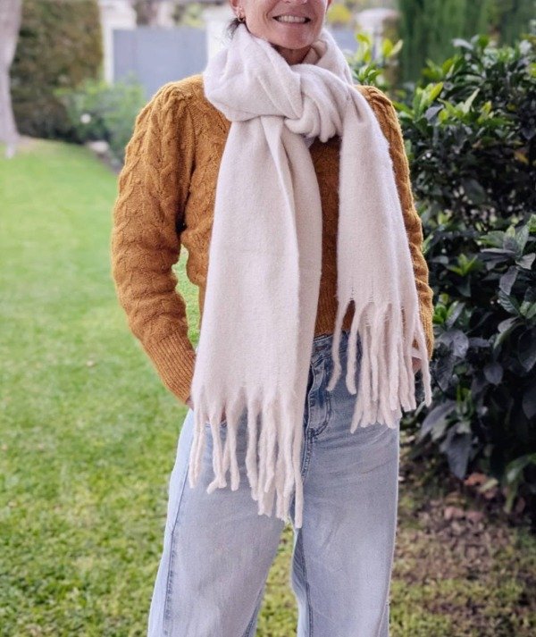 Producto - bufandón hug - tiza -