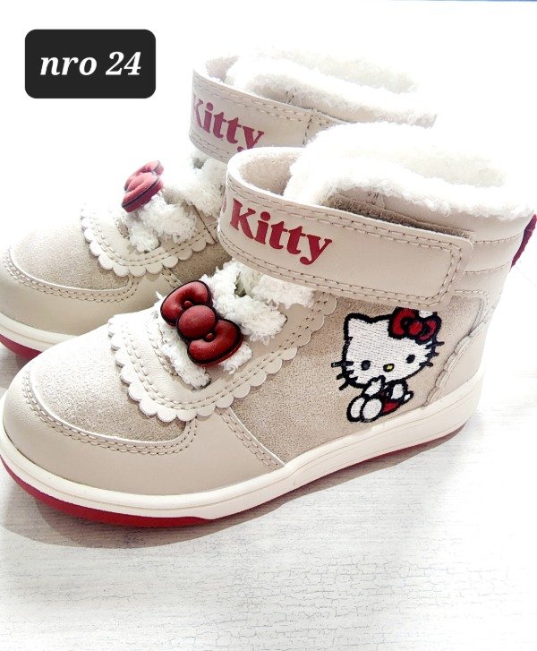 Producto - Botas HyM talle 24 kitty con corderito - 1