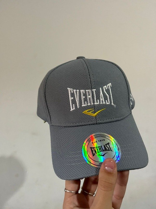 Producto - gorra everlast gris