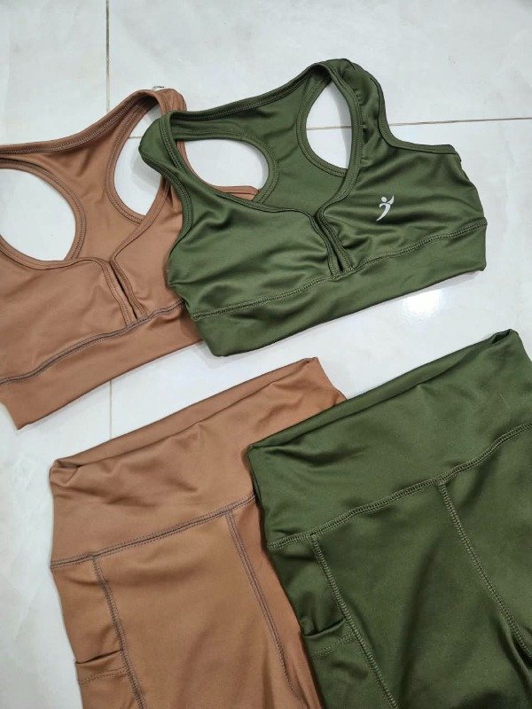Producto - CONJUNTO DEPORTIVO TOP + SHORT DE LYCRA A46 K - 3