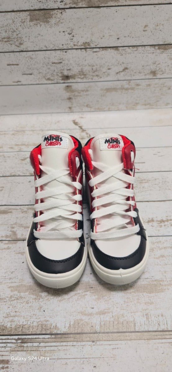 Producto - zapatilla botita mini kids con rojo del 27 al 34 - 1