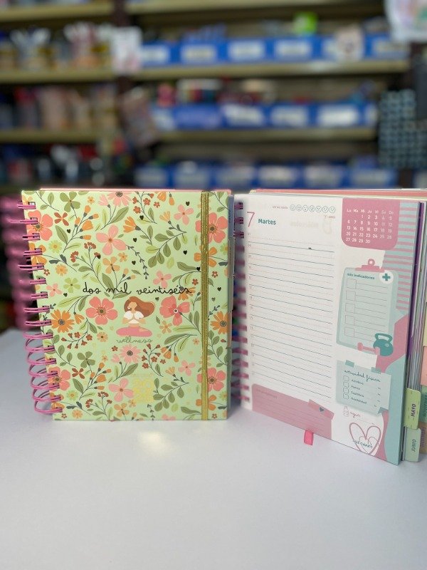 Producto - Agenda Diaria c/espiral R8 - Wellness - "Ibi Craft"