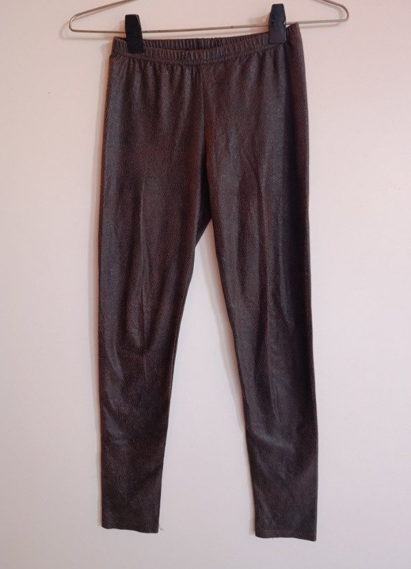 Producto - CALZA ENGOMADA MARCA LITTLE AKIABARA TALLE 8