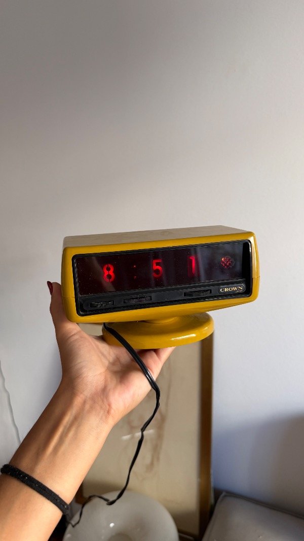 Producto - Reloj cascada space age