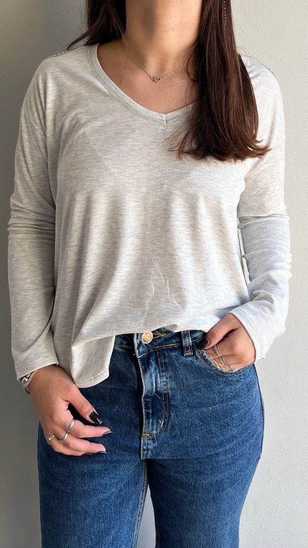 Producto - Remera REGINA