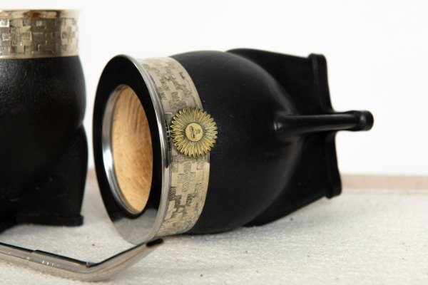 Producto - MATE IMPERIAL PATRIO DE CALABAZA CON DIJE "SOL DE MAYO" + BOMBILLA DE REGALO