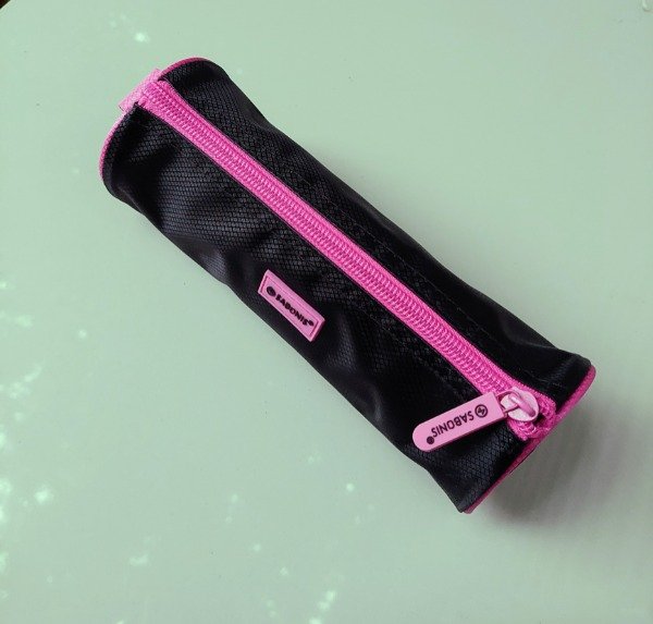 Producto - Cartuchera Sabonis Rosa Negra