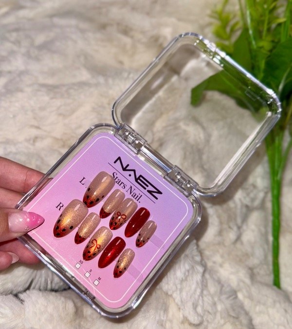 Producto - Uñas postizas moño Naez