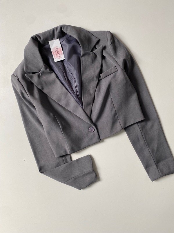 Producto - Blazer cropp gris