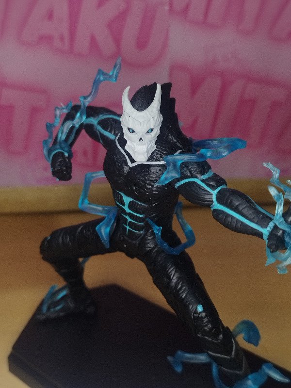 Producto - Kafka Hibino - KAIJU N.8 (15cm)