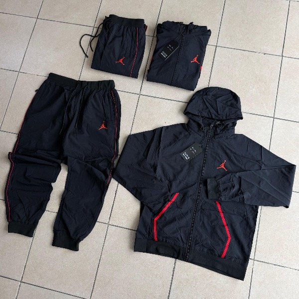 Producto - Conjunto rompeviento Jordan