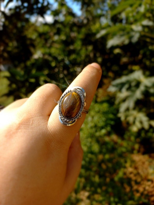 Producto - Anillo de Ojo de tigre (alpaca regulable)
