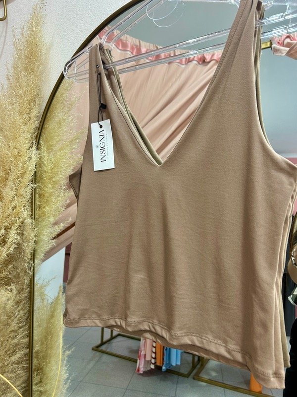 Producto - Musculosa Kenia chocolate
