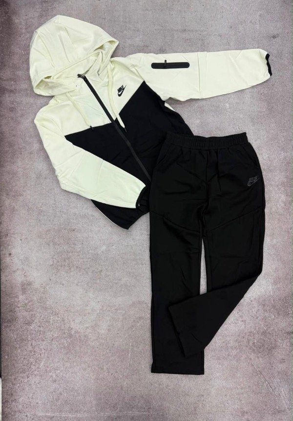 Producto - Conjunto Nike Tech dama con piel - 2