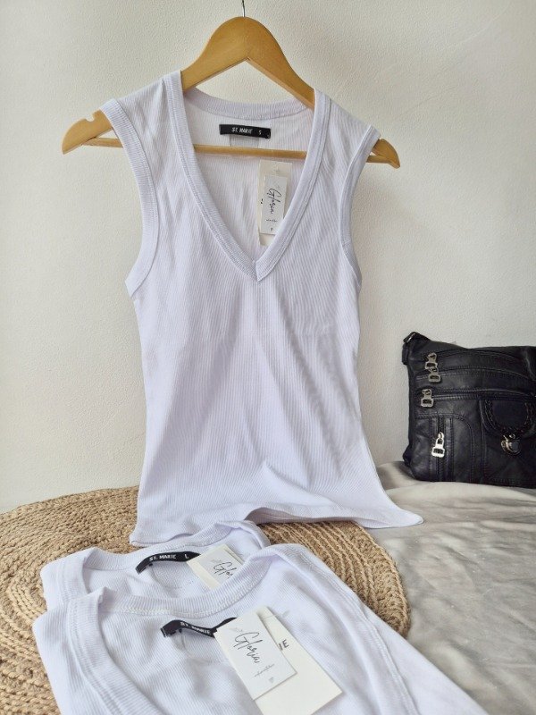 Producto - MUSCULOSA VELMA
