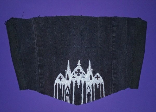 Producto - CORSET UNDERBUST Catedral goth JEANS reciclado
