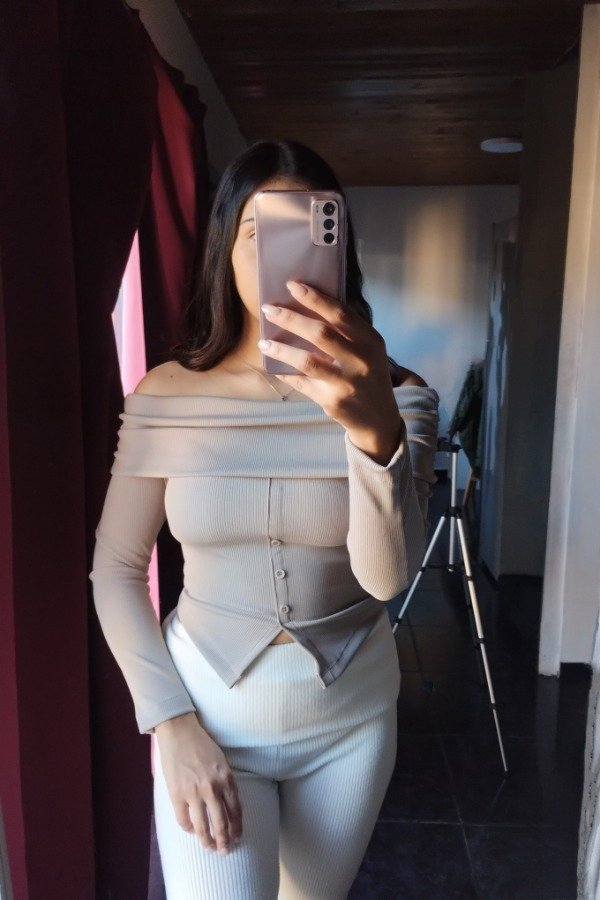 Producto - Camiswaeter Donabella Arena