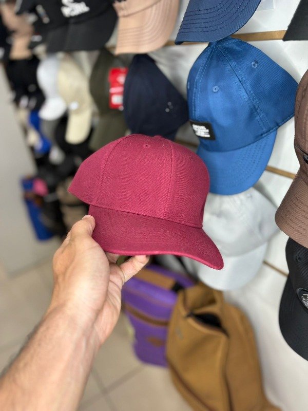Producto - GORRA LISA GABARDINA BORDO