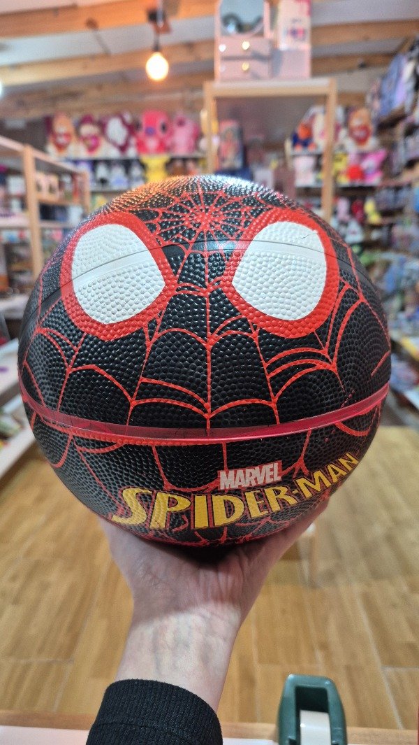 Producto - Pelota de basquet spiderman
