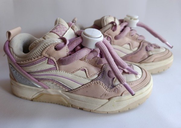 Producto - ZAPATILLAS ACORDONADAS MARCA 47 STREET TALLE 36