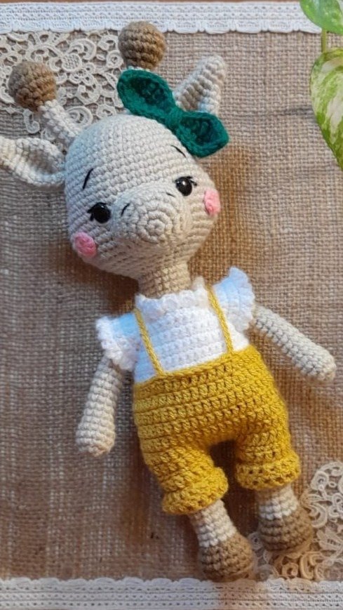 Producto - Nina, la Jirafita Simpática
