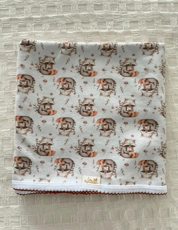 Producto - Manta recibidora mapaches