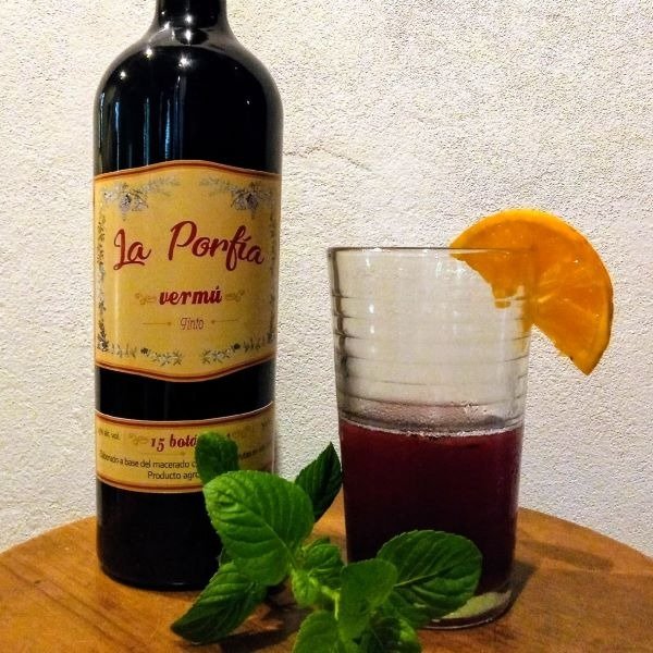 Producto - Vermú tinto La Porfía x 750 cc