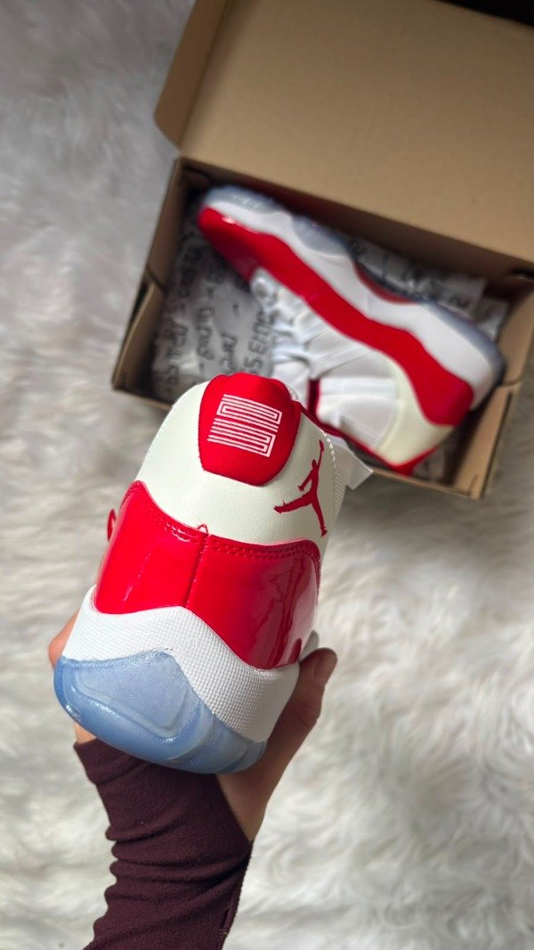 Producto - JORDAN RETRO 11 CHERRY - 2