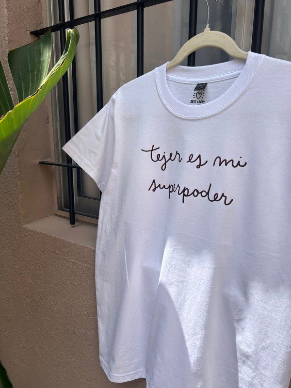 Producto - REMERA - Tejer es mi Superpoder