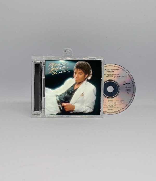 Producto - Thriller - Llavero CD