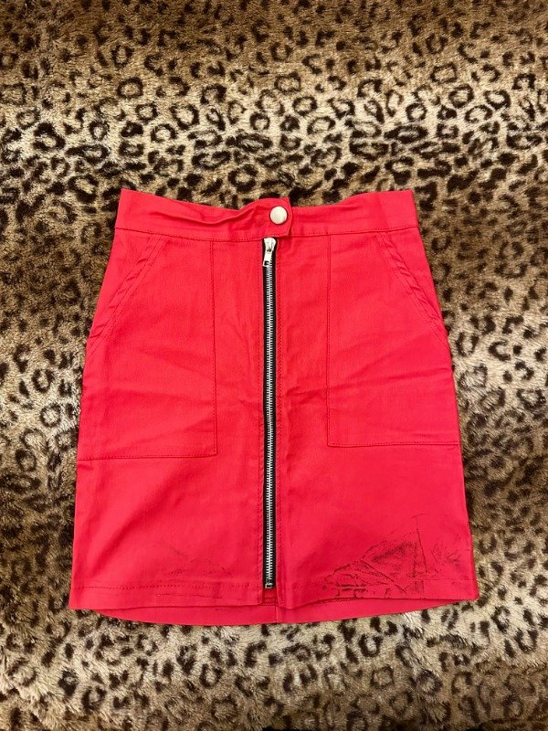 Producto - MINI ROJA ENGOMADA