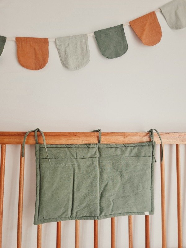 Producto - Bolsillero de cuna Abril Verde