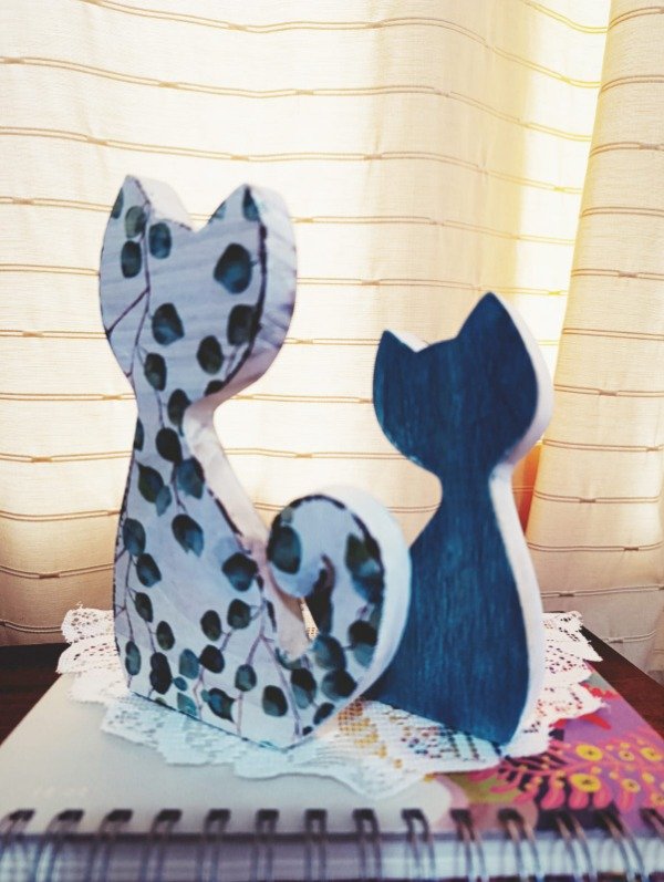 Producto - GATITOS EN MADERA 3 - 0