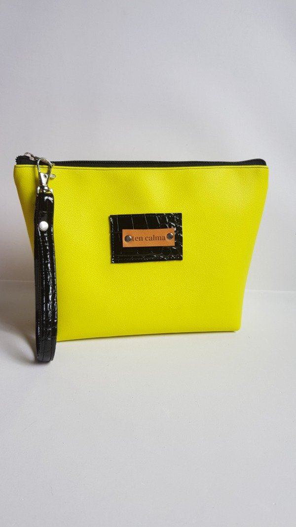 Producto - NECESER PRAGA LIMA