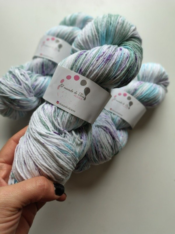 Producto - Colibrí. DK - Hilo de algodón 8-6.