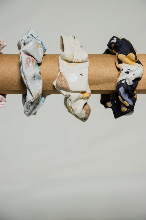 Producto - SCRUNCHIES PARA AMAMANTAR