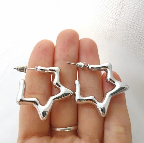 Producto - Aros estrella plateados