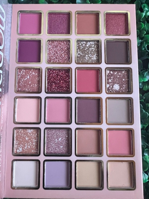 Producto - Paleta de sombras libro NUDE - 2