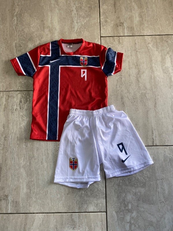 Producto - Conjunto noruega 2026 niño
