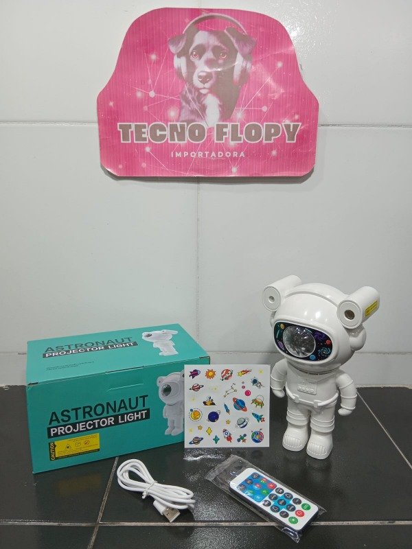 Producto - Proyector astronauta bt parlante 60825