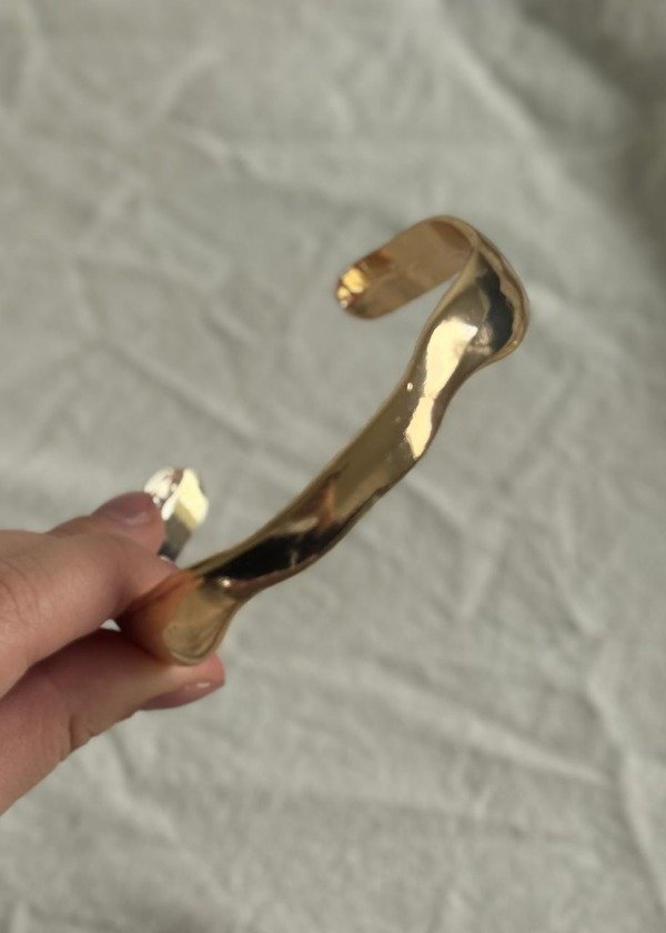 Producto - BRAZALETE ONDULADO