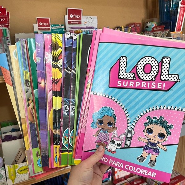 Producto - Revistas para colorear personajes varios