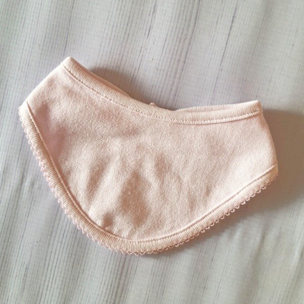Producto - Babero Bandana Picot Rosa